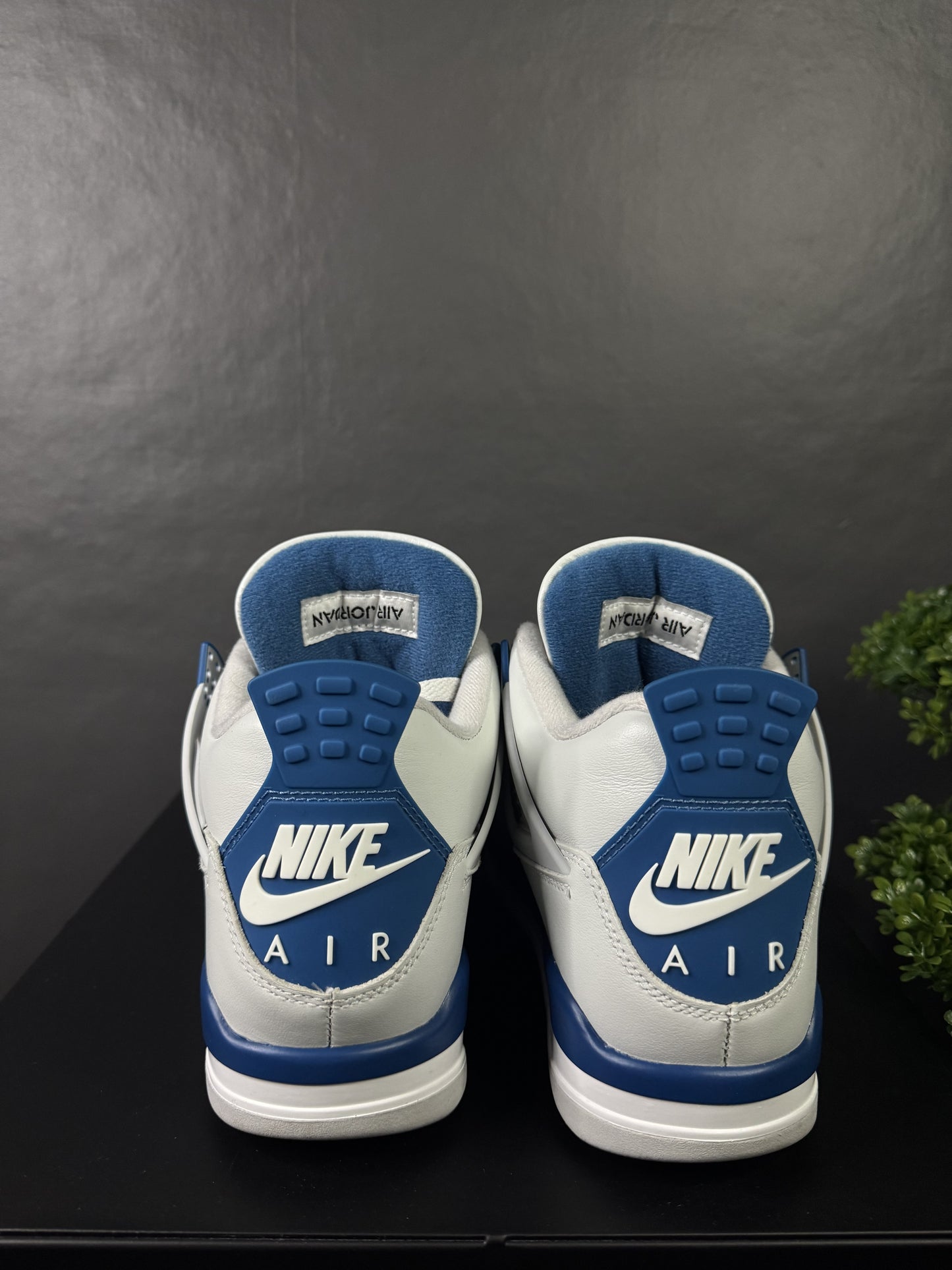 Air Jordan 4 Militaryblue
