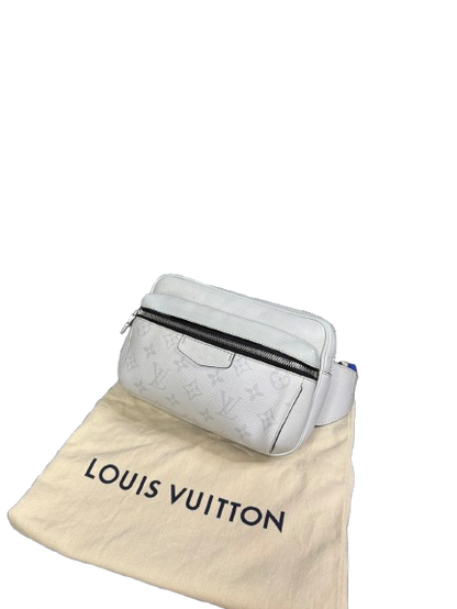Louis Vuitton Outdoor Messenger