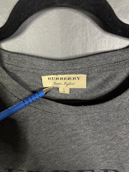 Burberry T-Shirt