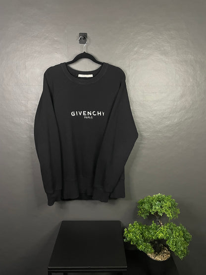 Givenchy broken logo